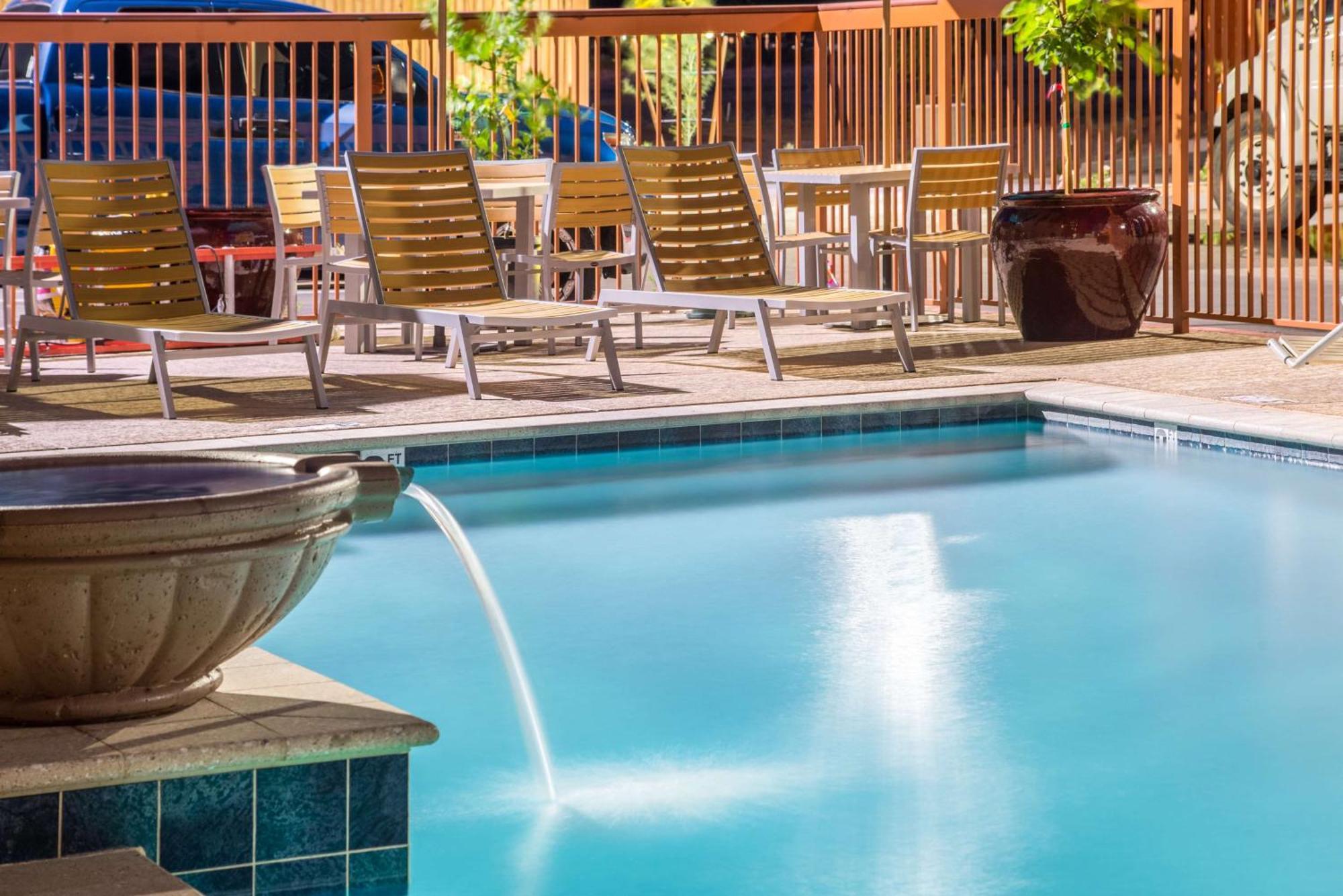 Hampton Inn & Suites Phoenix - East Mesa In Гилберт Экстерьер фото