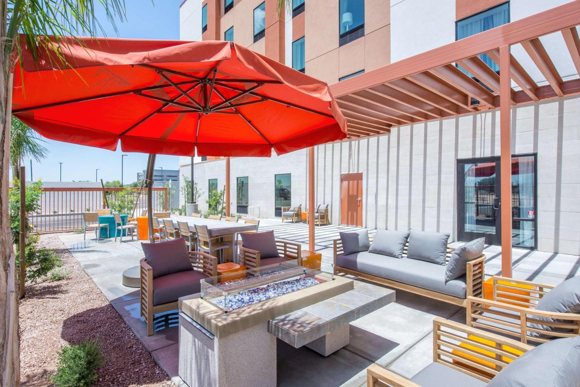 Hampton Inn & Suites Phoenix - East Mesa In Гилберт Экстерьер фото